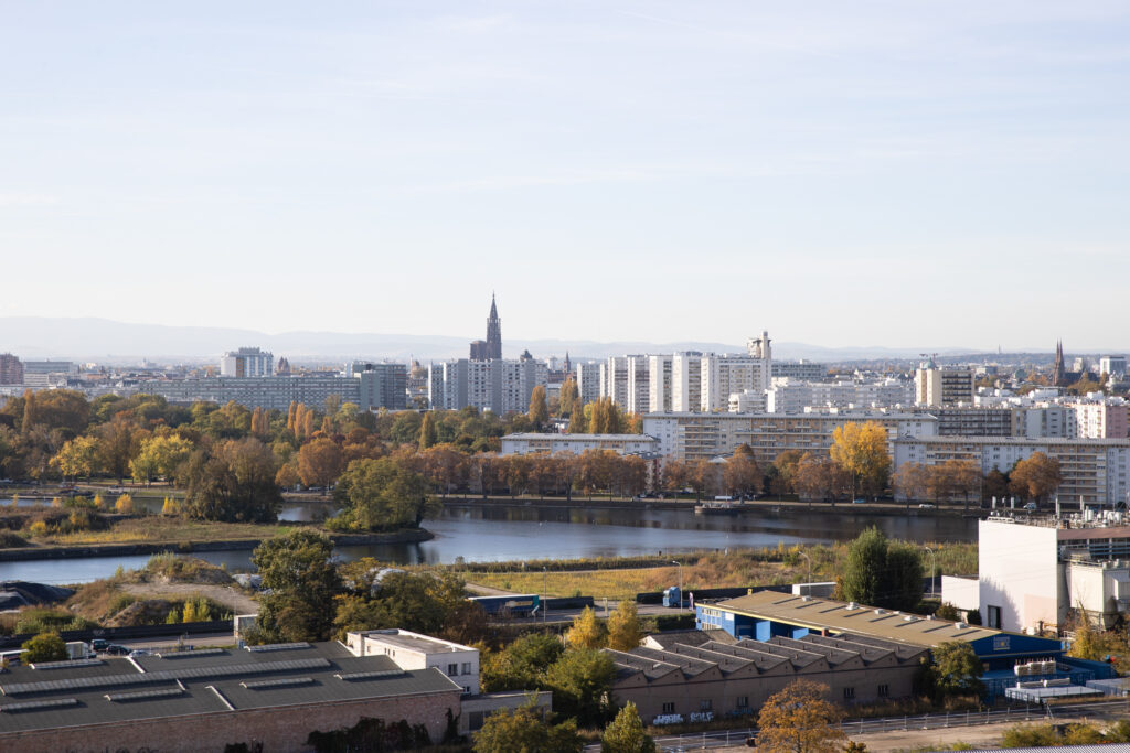 strasbourg; kehl; panoramiques; vue de haut; aérien; cathédrale; esplanade; malraux; pont citadelle; citadelle; kehl; port du rhin; clinique rhéna; malterie; port autonome;